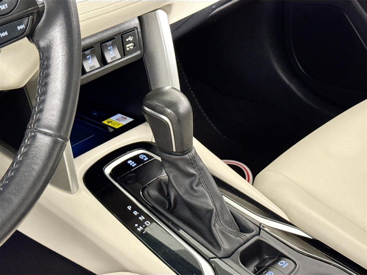 Toyota Corolla Cross XLE 4WD (Natl) 2022