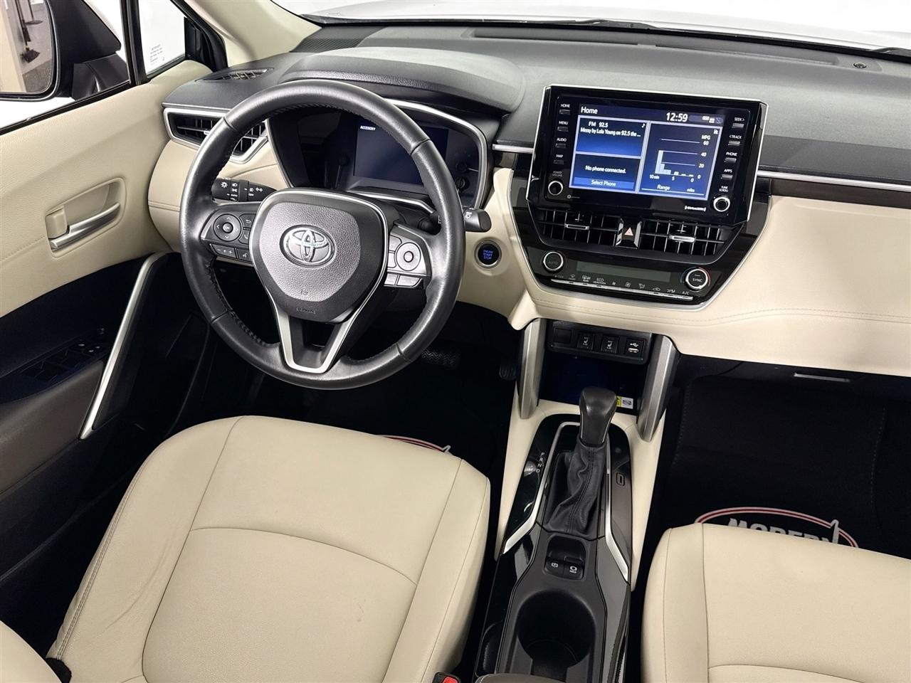 Toyota Corolla Cross XLE 4WD (Natl) 2022