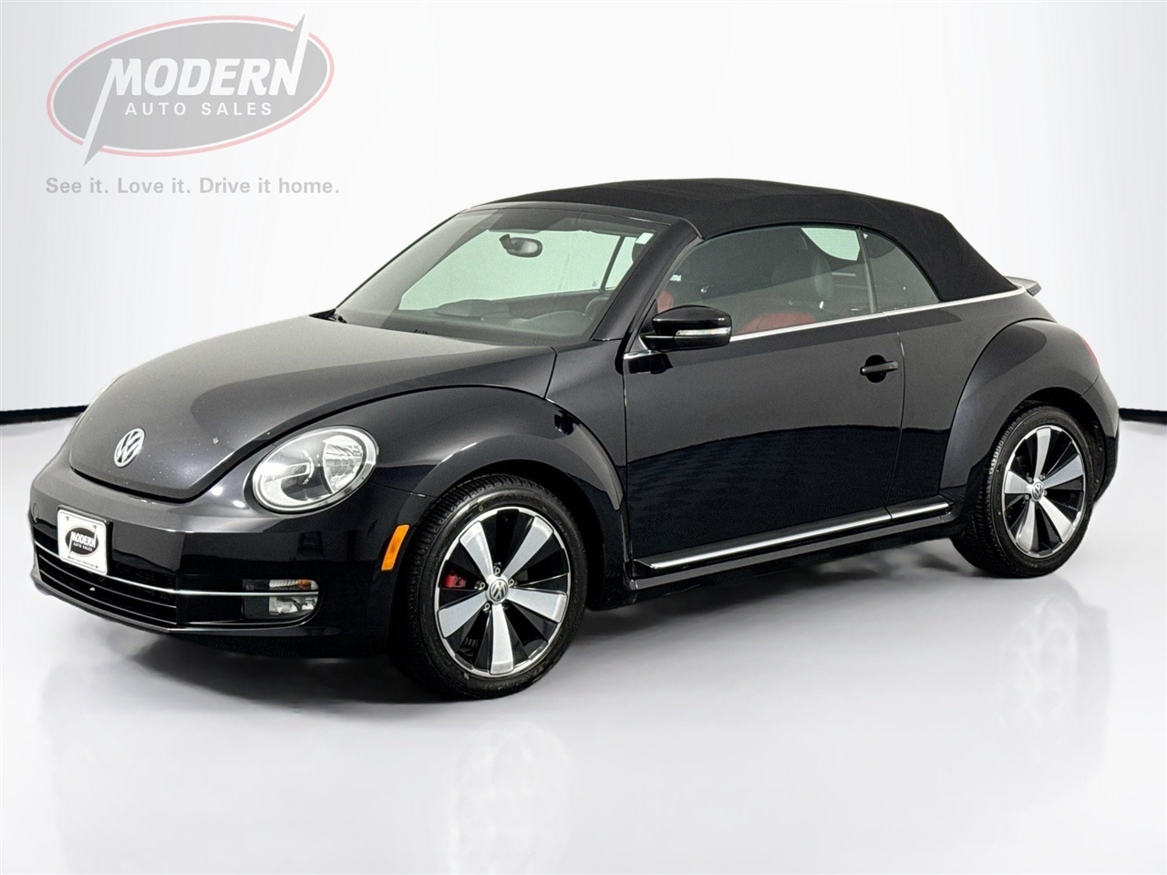 Volkswagen Beetle Convertible 2dr Man 2.0T PZEV *Ltd Avail* 2013