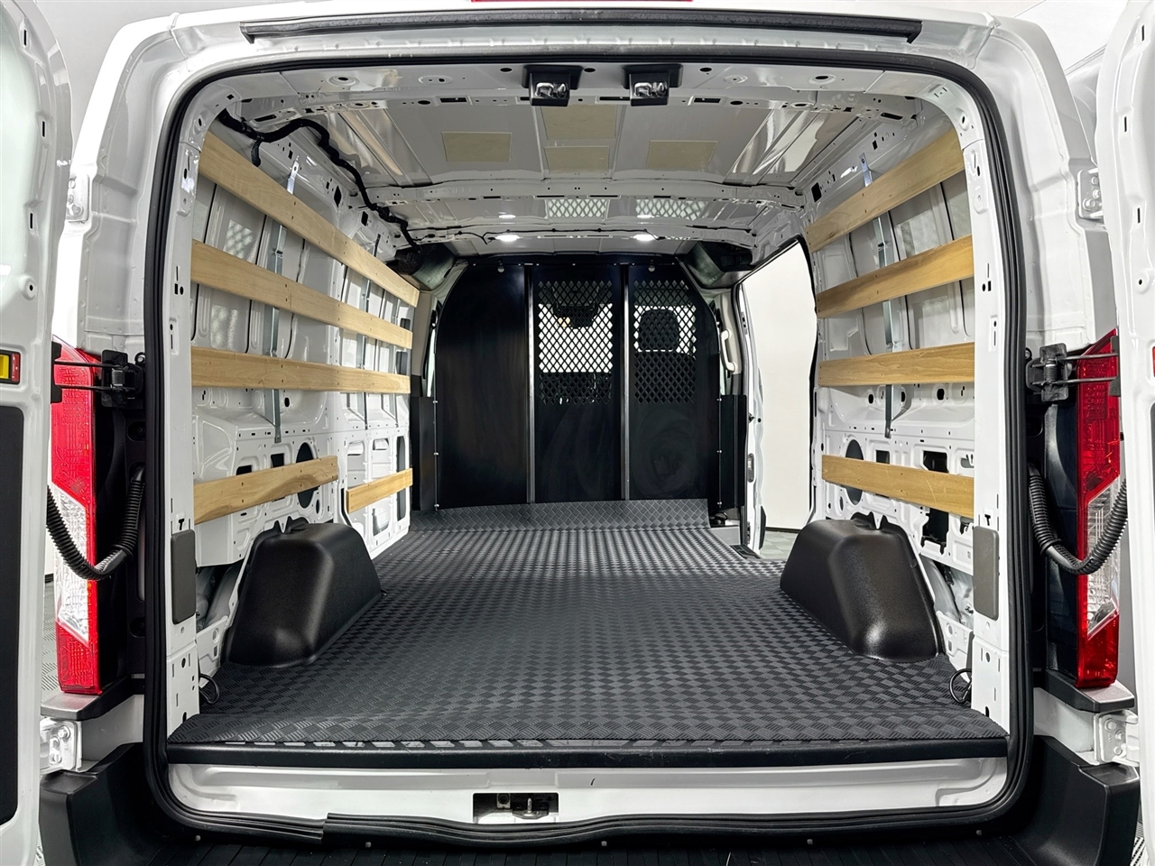 Ford Transit Cargo Van T-250 130" Low Rf 9070 GVWR RWD 2024