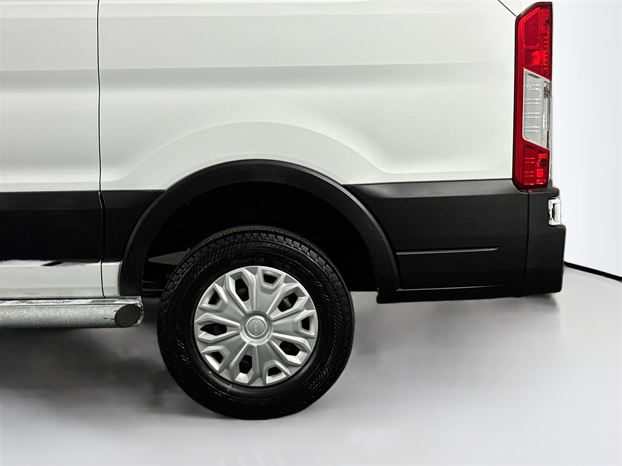 Ford Transit Cargo Van T-250 130" Low Rf 9070 GVWR RWD 2024