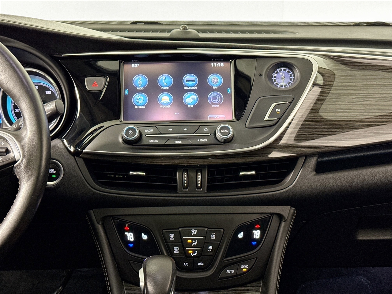 Buick Envision AWD 4dr Essence 2017