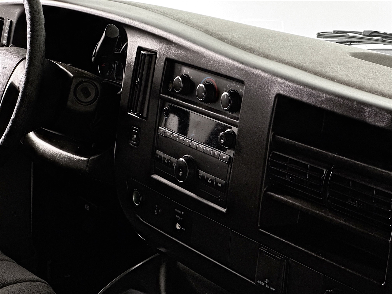 Chevrolet Express Cargo Van RWD 2500 135" 2024