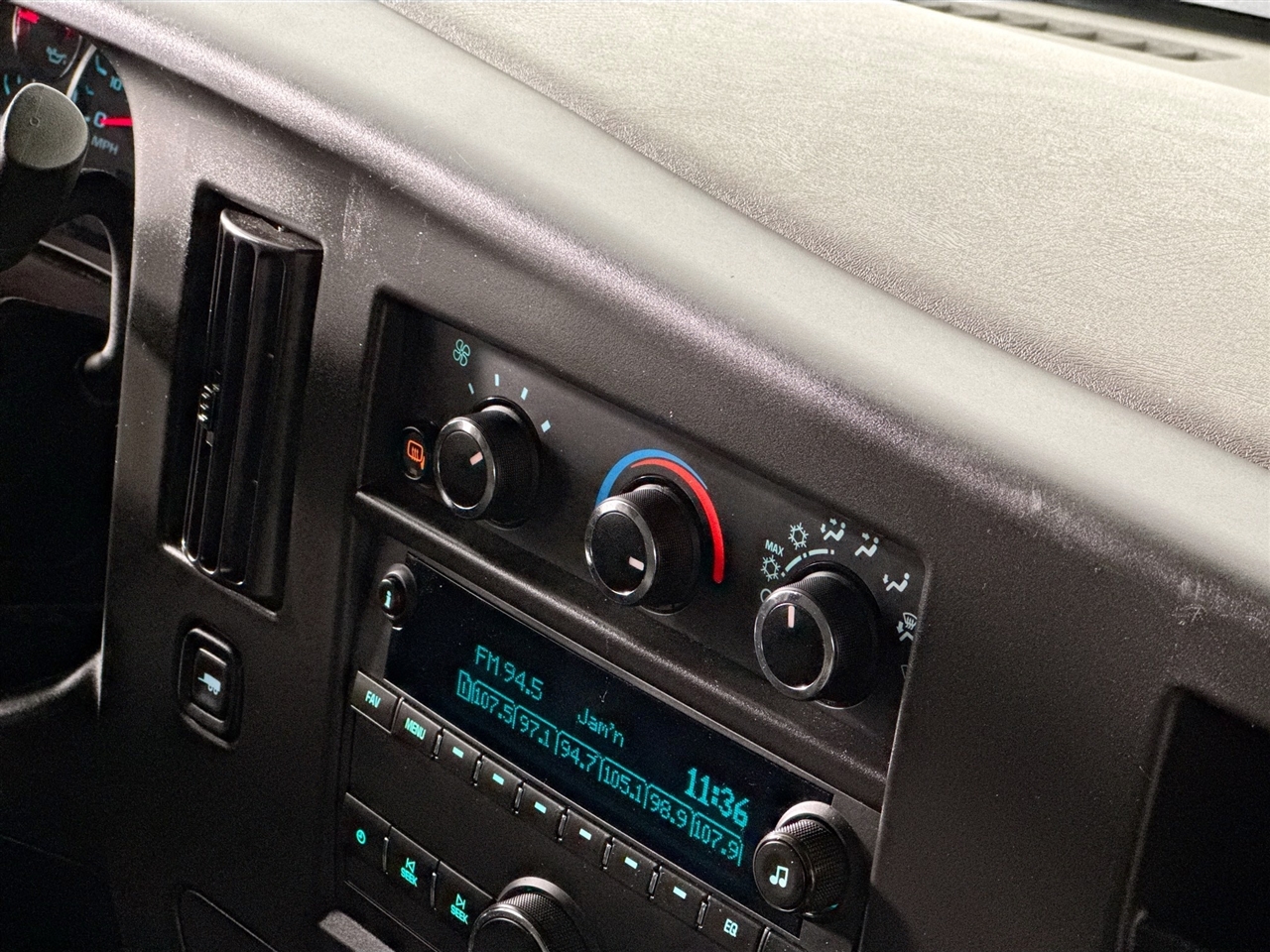 Chevrolet Express Cargo Van RWD 2500 135" 2024