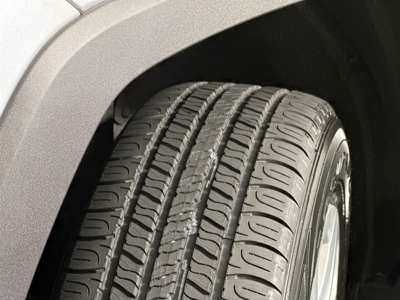 Toyota RAV4 LE AWD (Natl) 2021