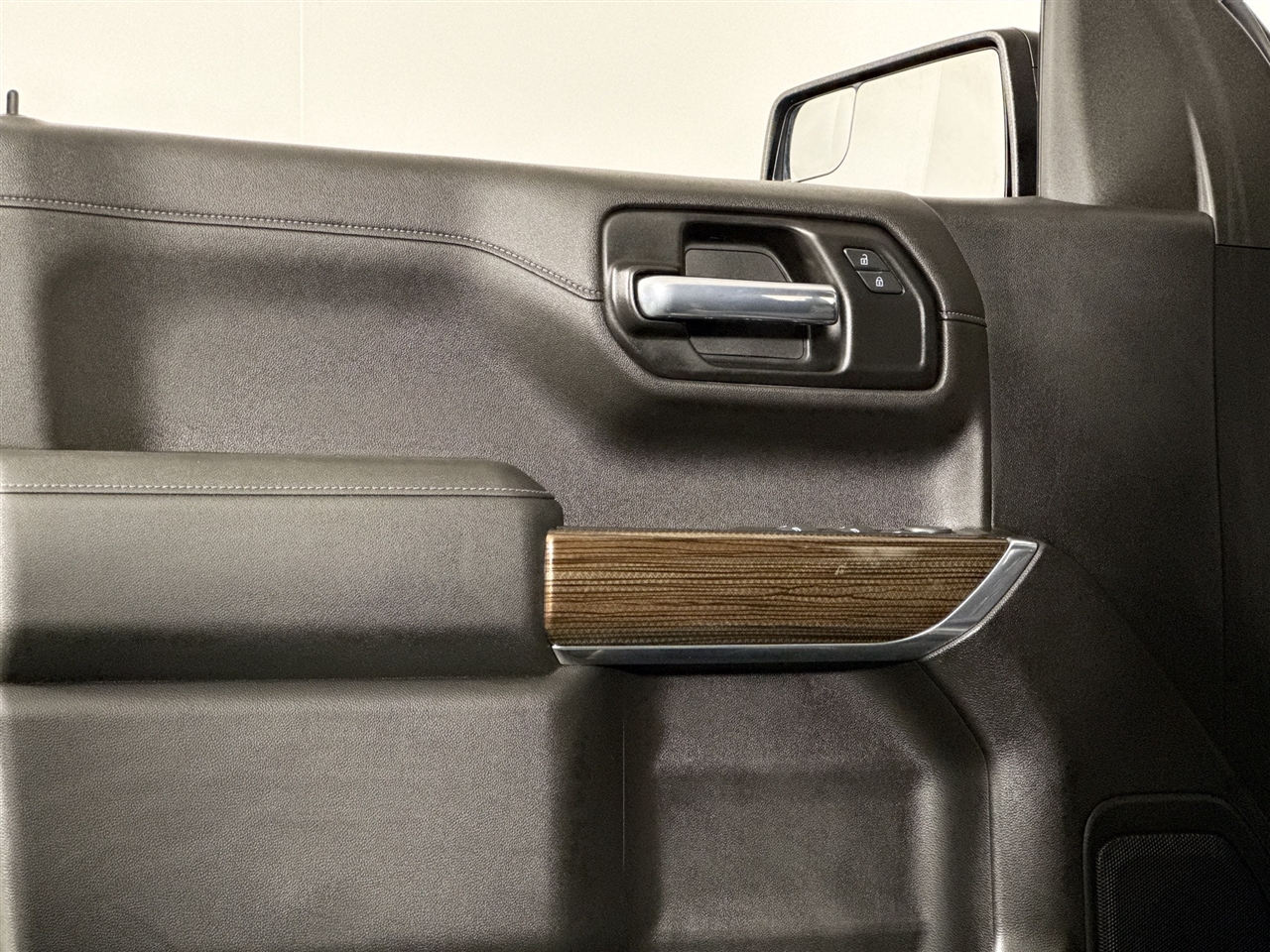 Chevrolet Silverado 1500 4WD Double Cab 147" RST 2020