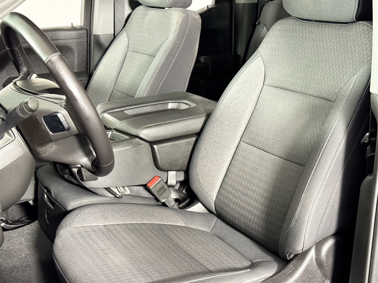 Chevrolet Silverado 1500 4WD Double Cab 147" RST 2020