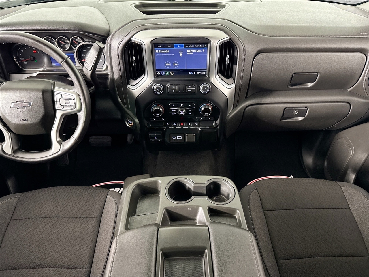 Chevrolet Silverado 1500 4WD Double Cab 147" RST 2020