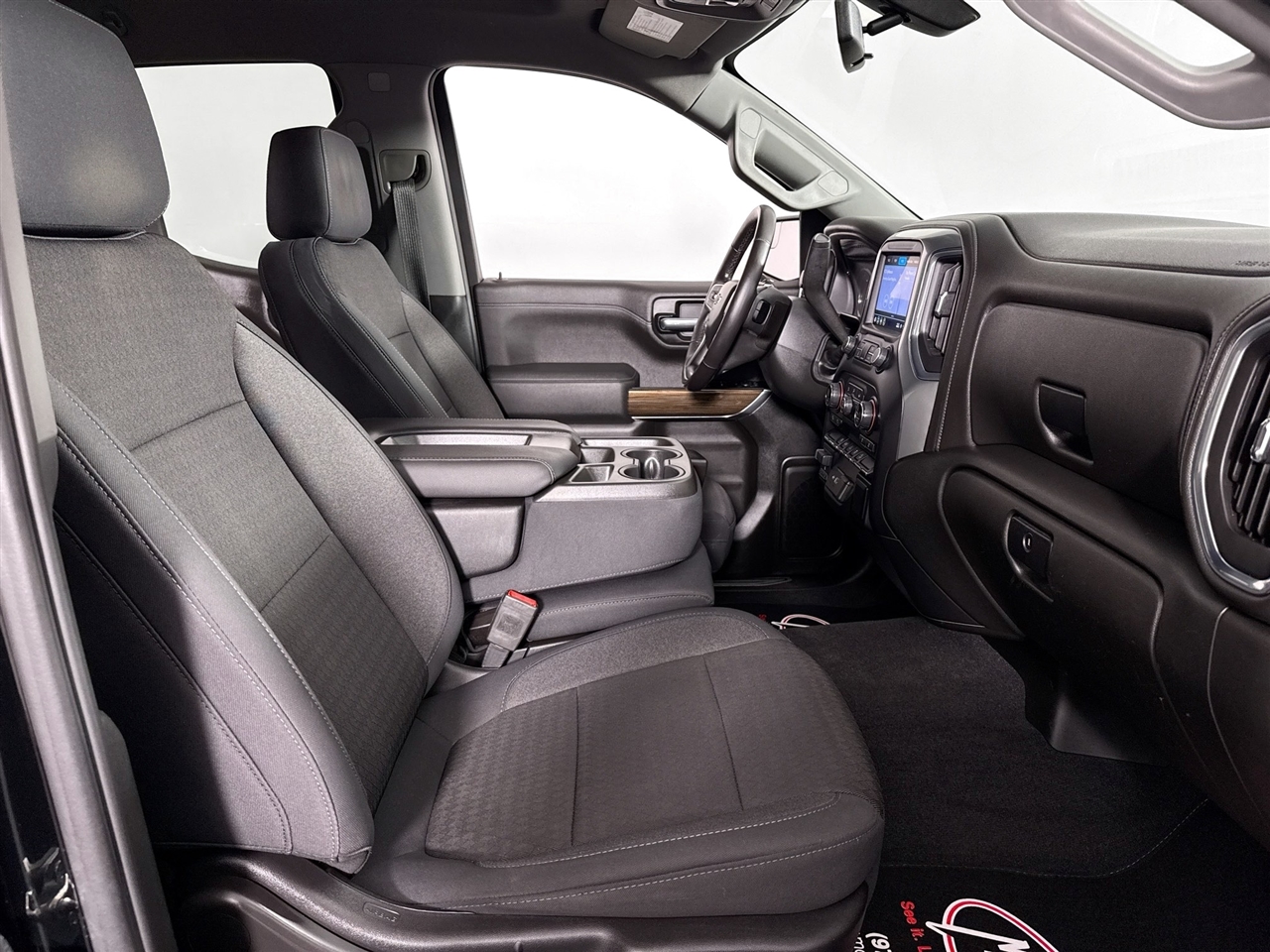 Chevrolet Silverado 1500 4WD Double Cab 147" RST 2020