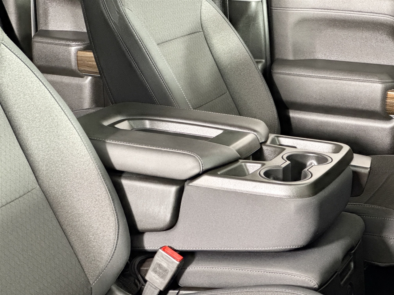 Chevrolet Silverado 1500 4WD Double Cab 147" RST 2020