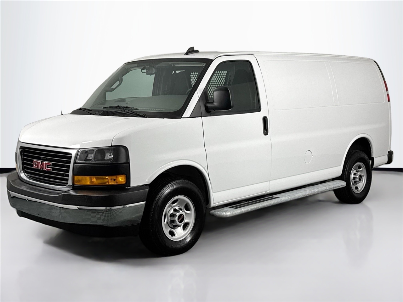 GMC Savana Cargo Van RWD 2500 135" 2024