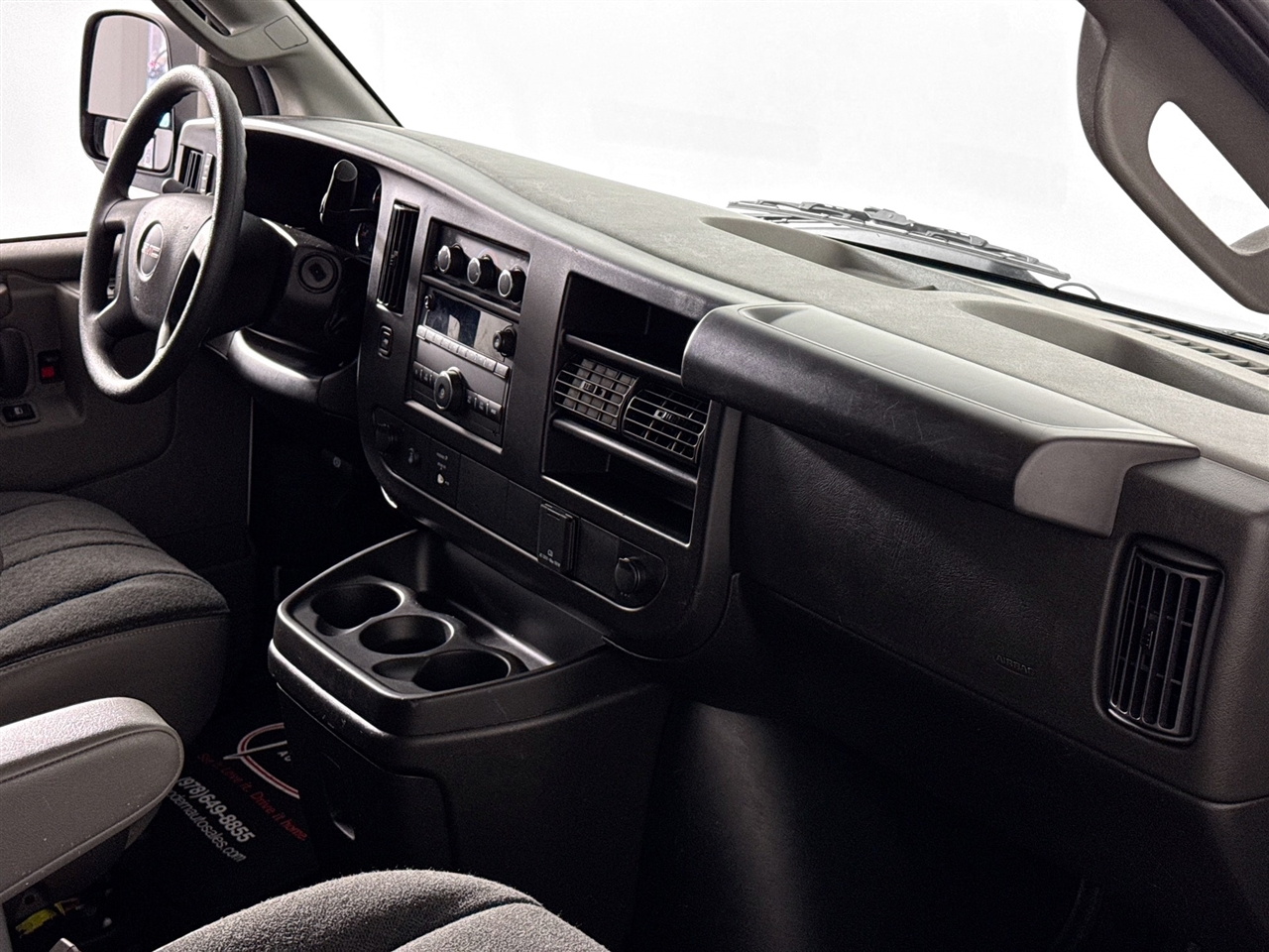 GMC Savana Cargo Van RWD 2500 135" 2024