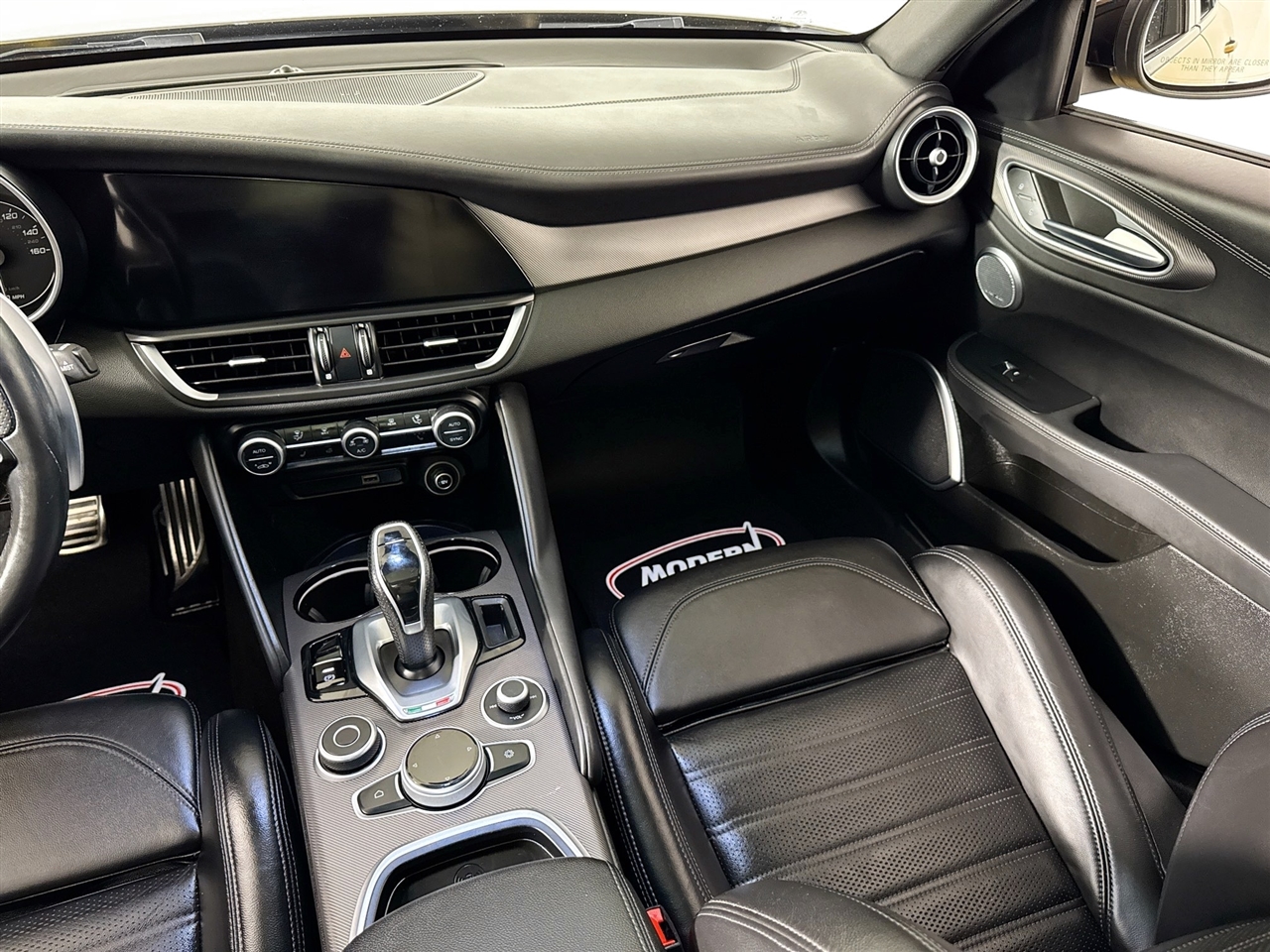 Alfa Romeo Giulia Veloce AWD 2022