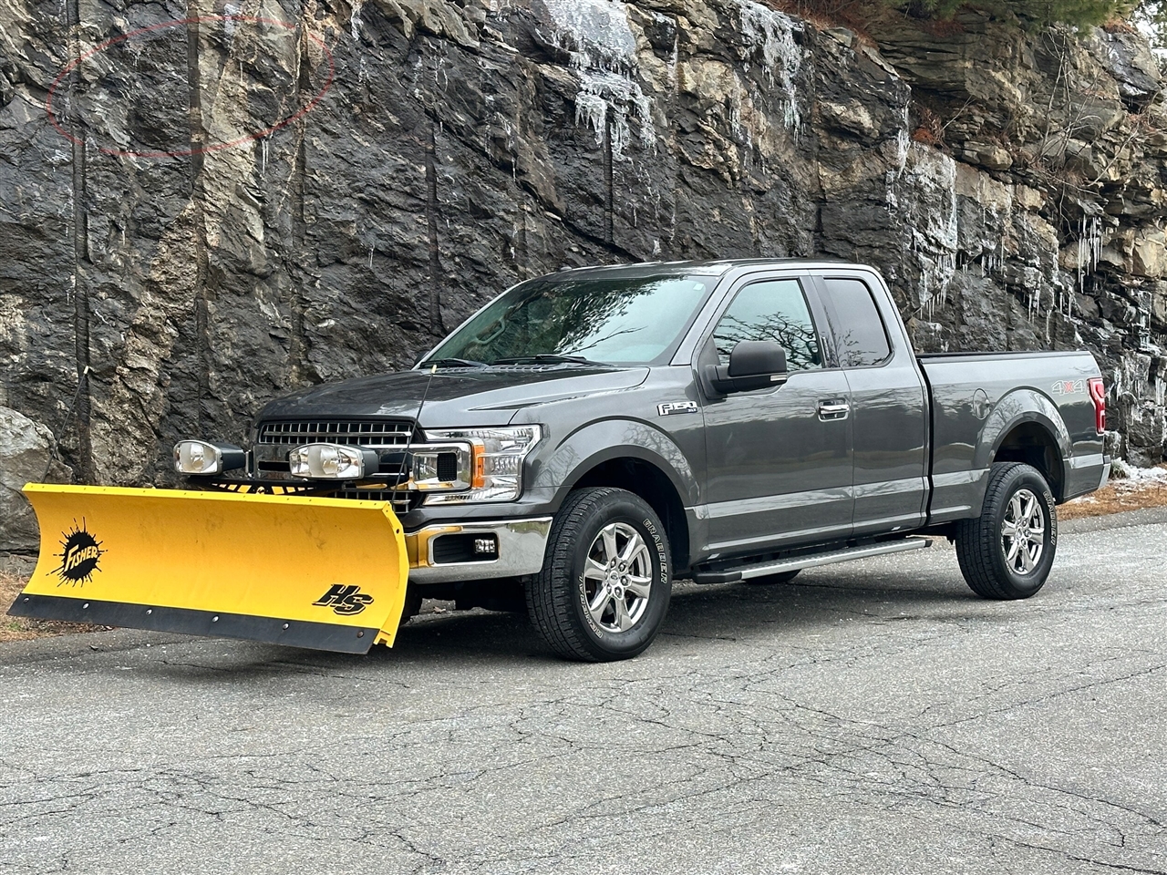 Ford F-150 Lariat 4WD SuperCab 8' Box 2018