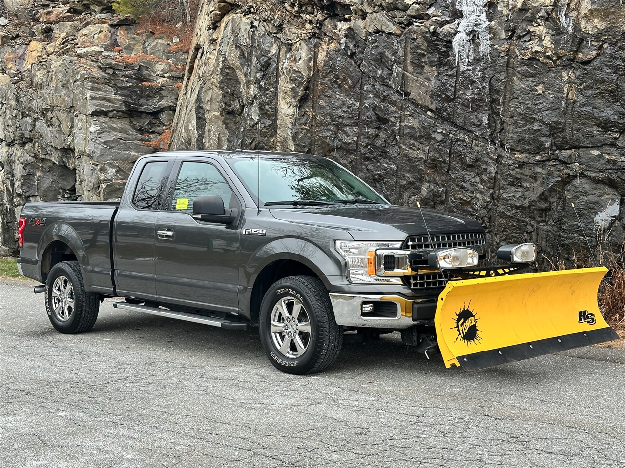 Ford F-150 Lariat 4WD SuperCab 8' Box 2018
