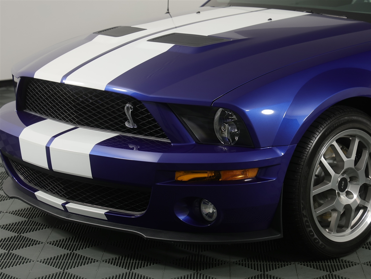Ford Mustang 2dr Cpe Shelby GT500 2008