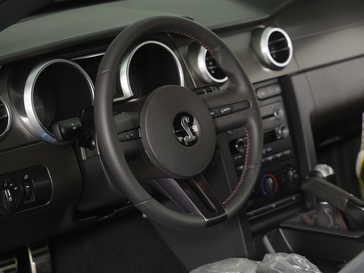 Ford Mustang 2dr Cpe Shelby GT500 2008