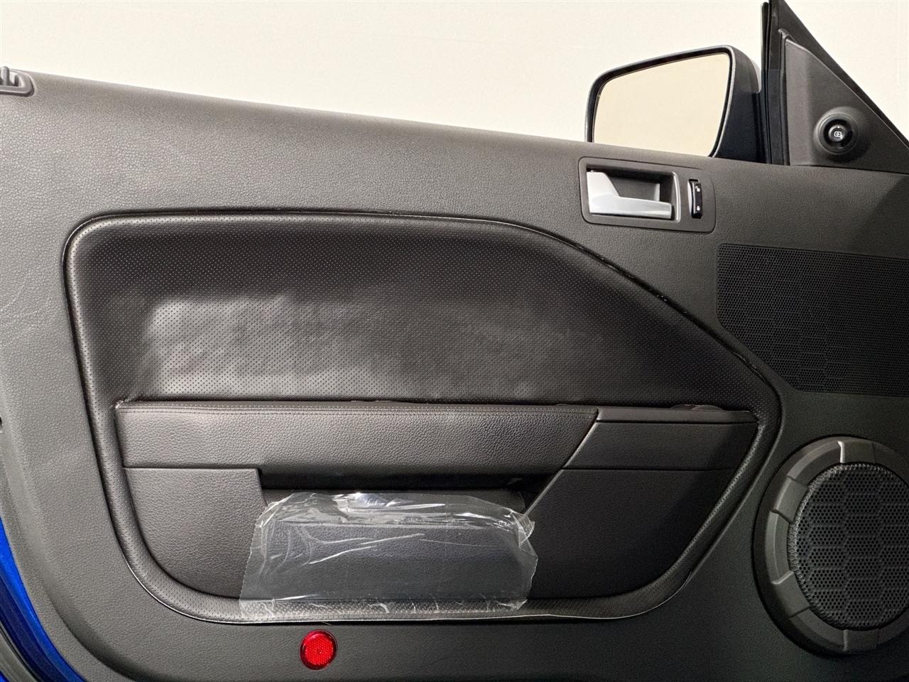 Ford Mustang 2dr Cpe Shelby GT500 2008