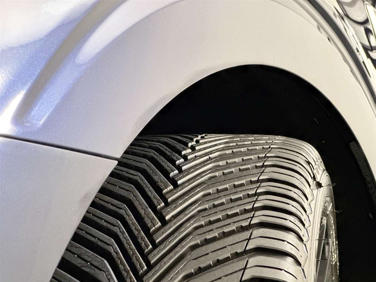 Ford F-150 XLT 4WD Reg Cab 8' Box 2023