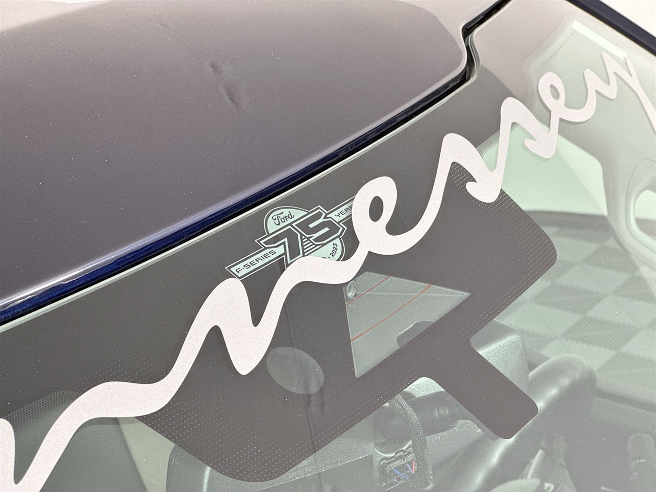 Ford F-150 XLT 4WD Reg Cab 8' Box 2023