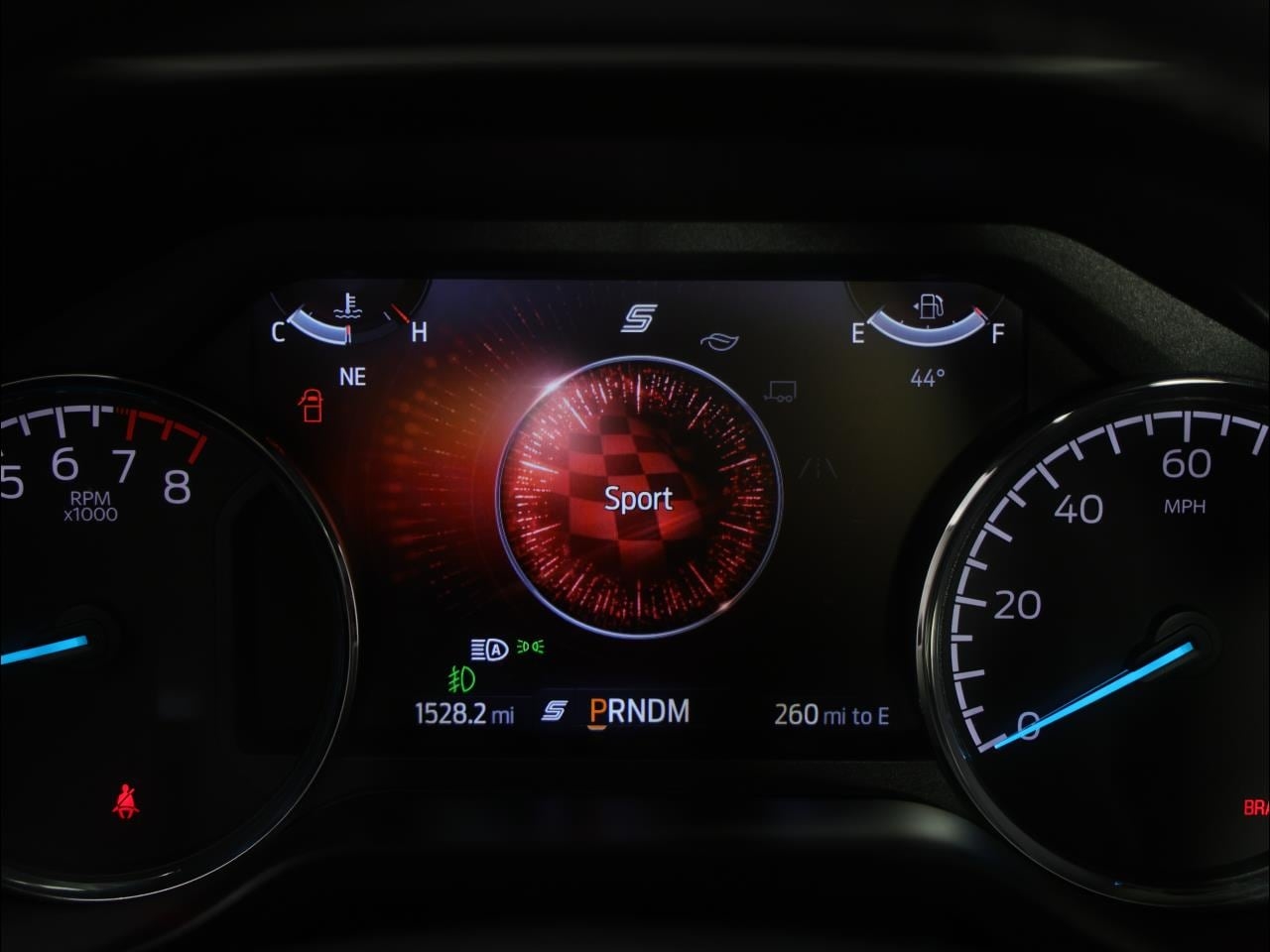 Ford F-150 XLT 4WD Reg Cab 8' Box 2023