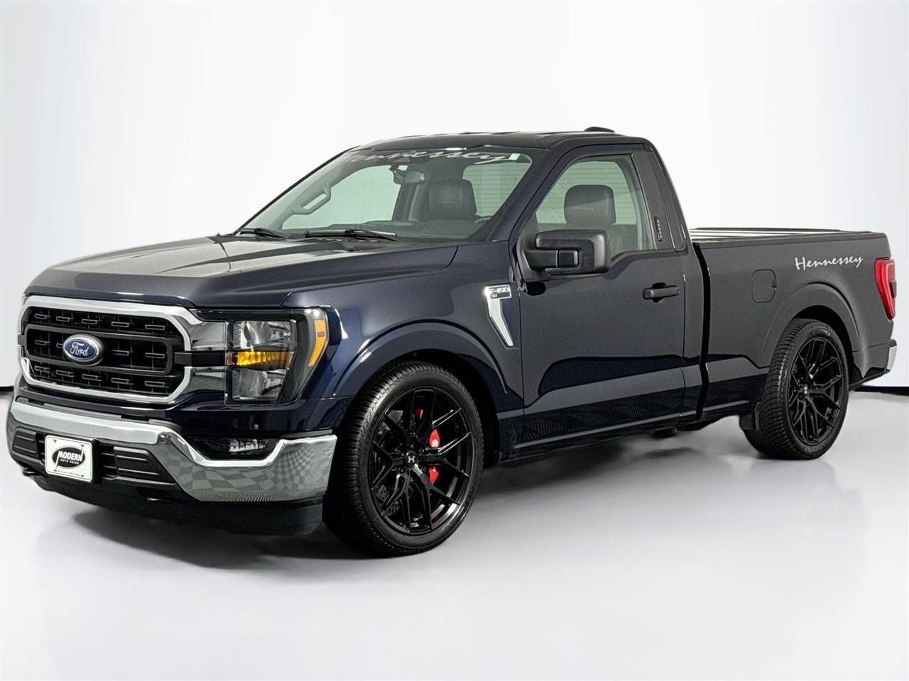 Ford F-150 XLT 4WD Reg Cab 8' Box 2023