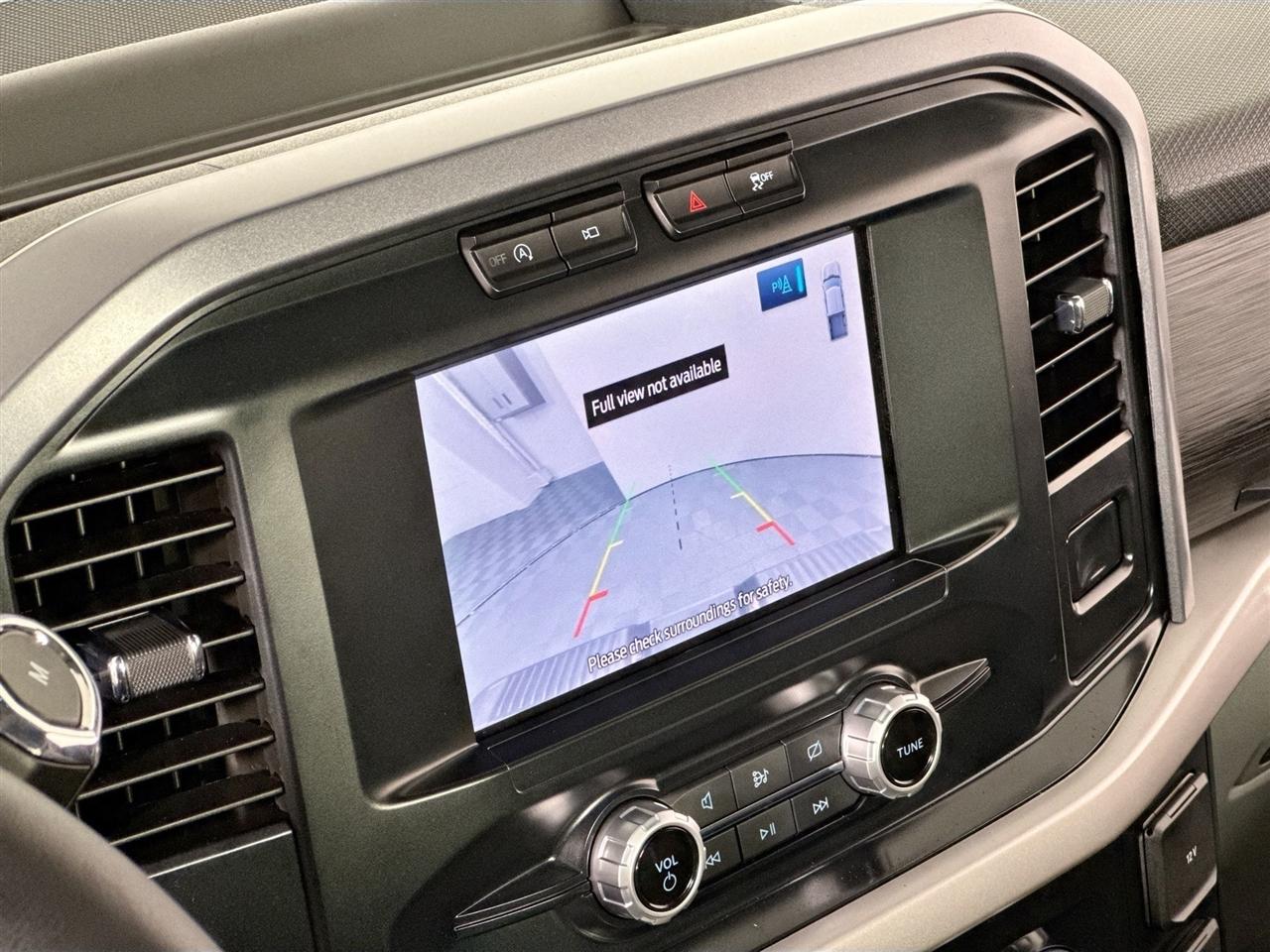 Ford F-150 XLT 4WD Reg Cab 8' Box 2023