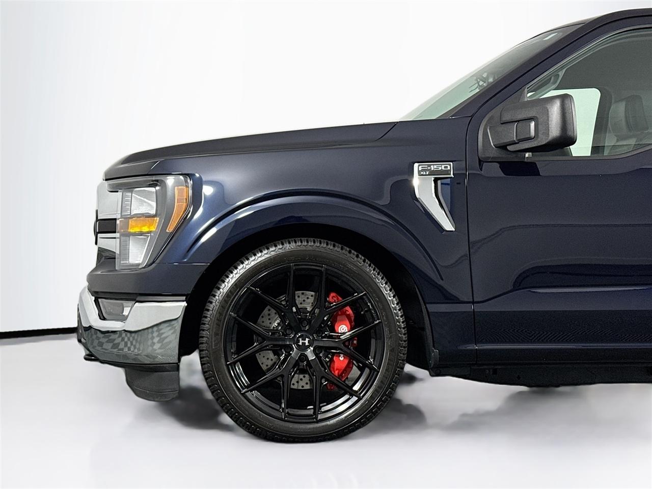 Ford F-150 XLT 4WD Reg Cab 8' Box 2023