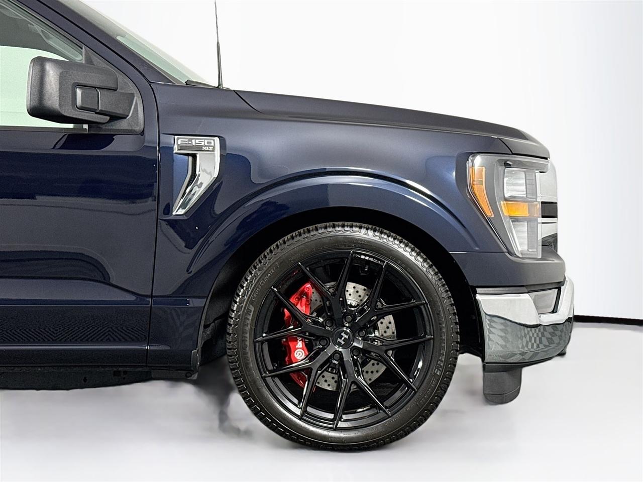 Ford F-150 XLT 4WD Reg Cab 8' Box 2023