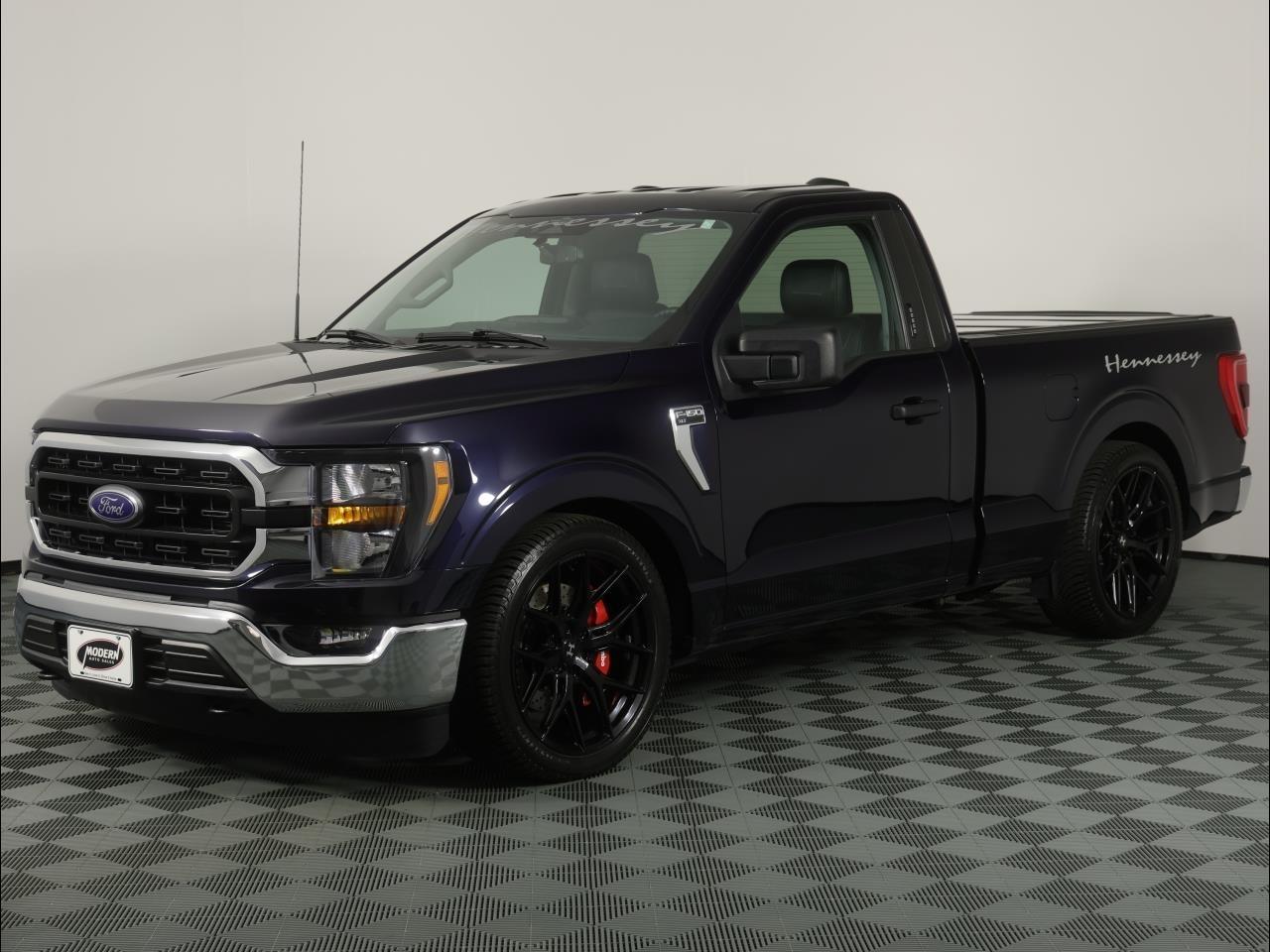 Ford F-150 XLT 4WD Reg Cab 8' Box 2023