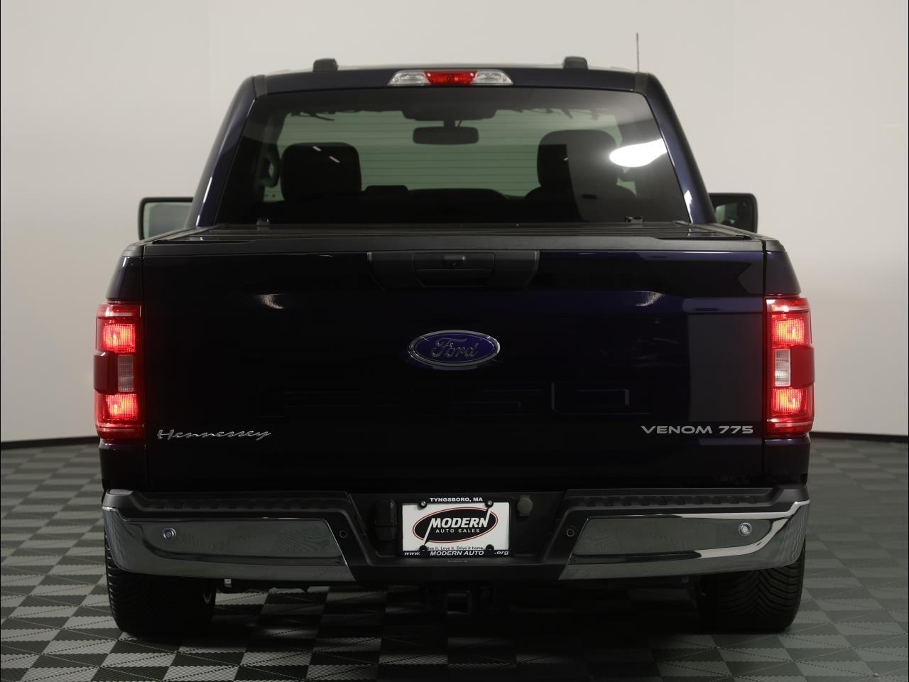 Ford F-150 XLT 4WD Reg Cab 8' Box 2023