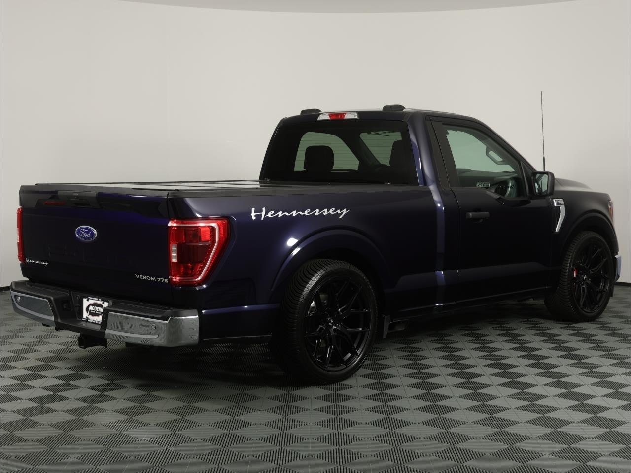 Ford F-150 XLT 4WD Reg Cab 8' Box 2023