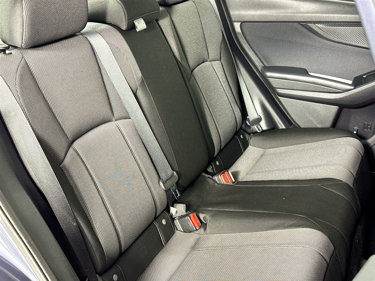 Subaru Impreza 2.0i Premium 4-door CVT 2017