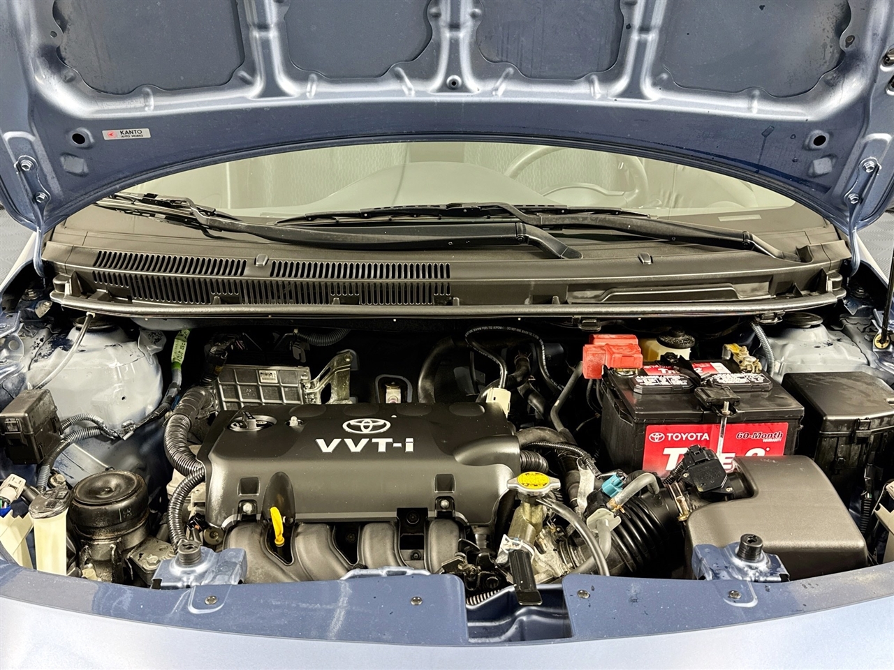 Toyota Yaris 4dr Sdn Man 2010