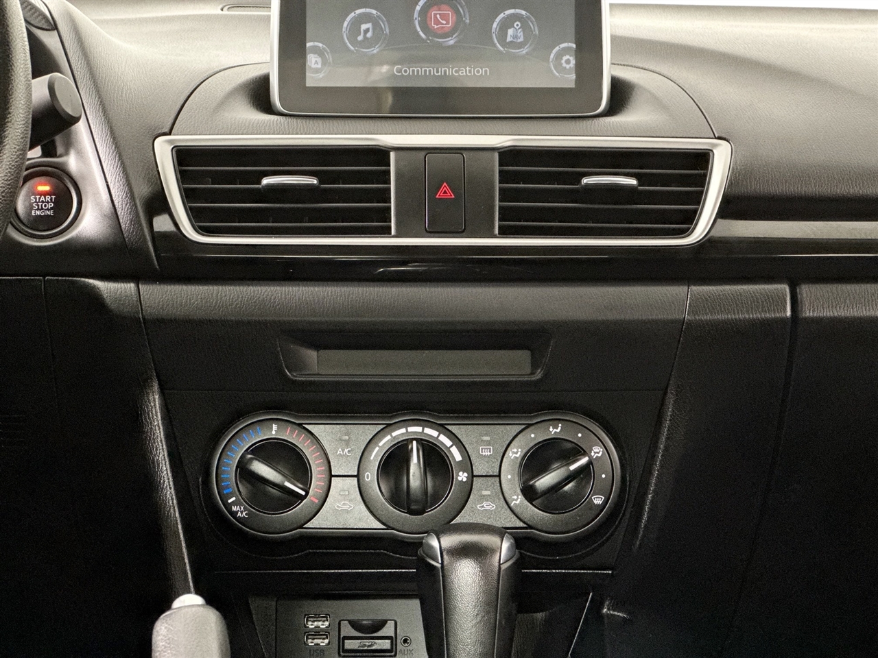 Mazda MAZDA3 4dr Sdn Auto i Sport 2015