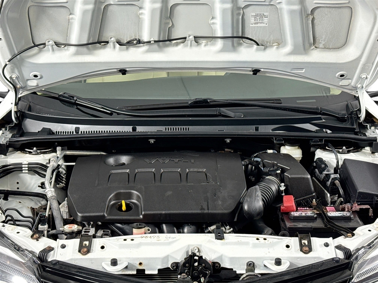 Toyota Corolla 50th Anniversary Special Edition CVT (Natl) 2017