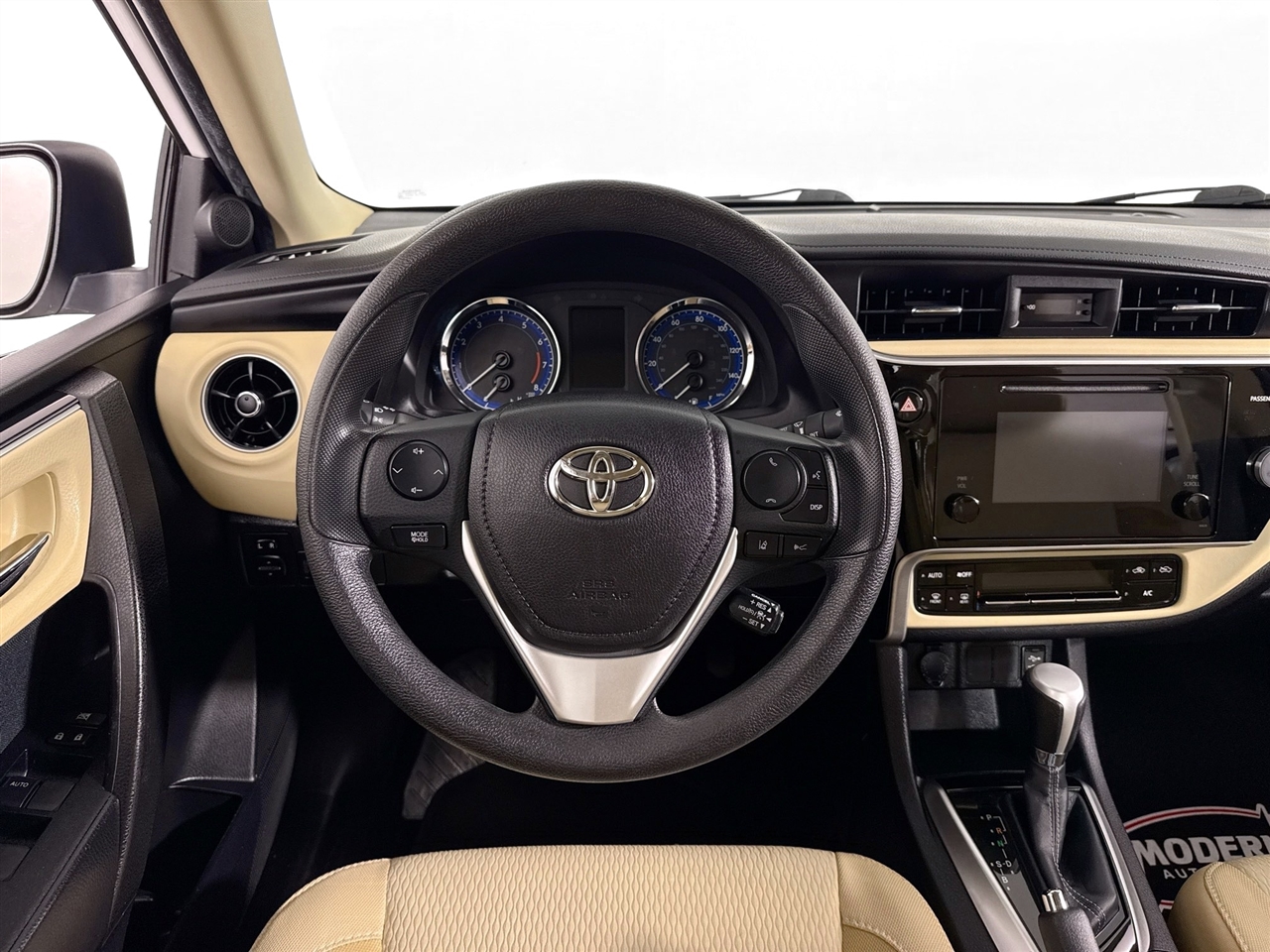 Toyota Corolla 50th Anniversary Special Edition CVT (Natl) 2017