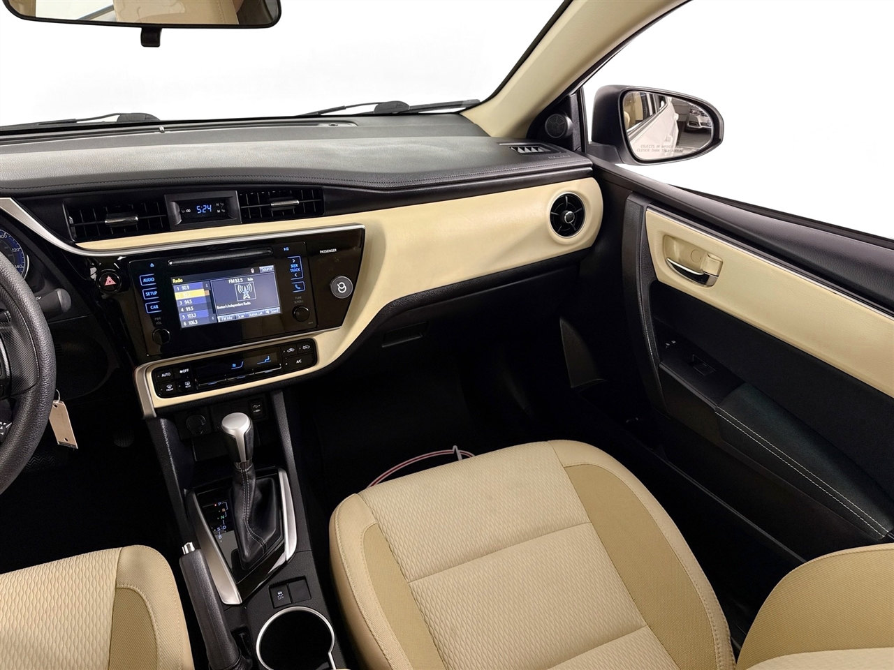 Toyota Corolla 50th Anniversary Special Edition CVT (Natl) 2017