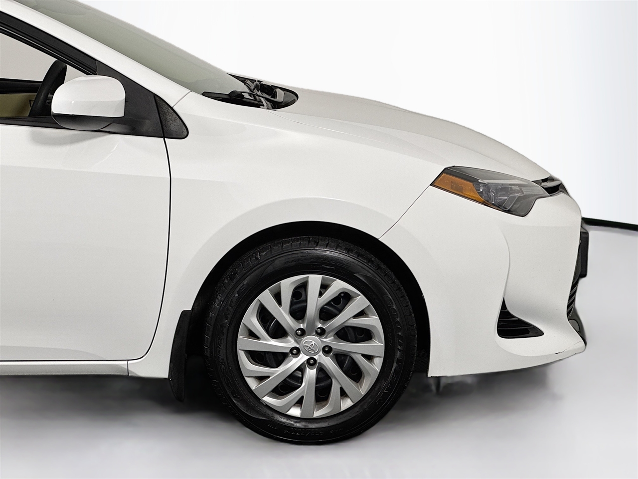 Toyota Corolla 50th Anniversary Special Edition CVT (Natl) 2017