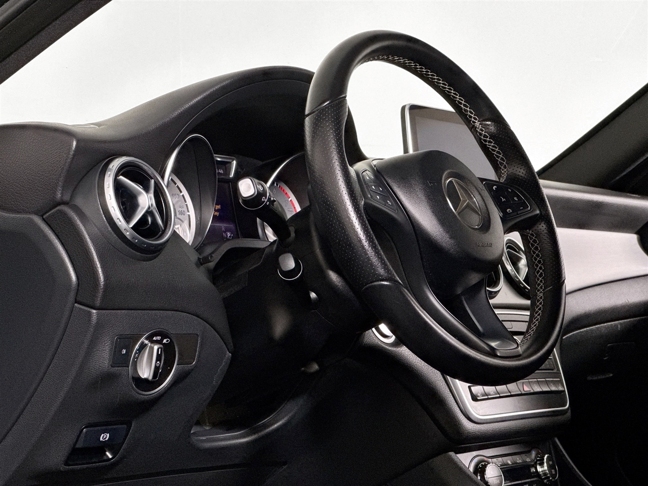 Mercedes-Benz GLA 4MATIC 4dr GLA 250 2016