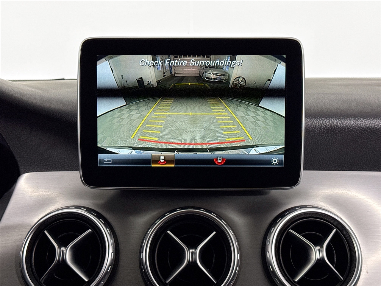 Mercedes-Benz GLA 4MATIC 4dr GLA 250 2016