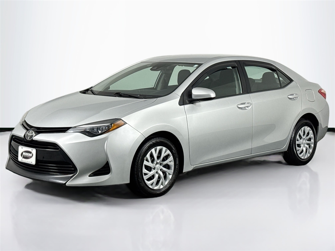 Toyota Corolla XLE CVT (Natl) 2019