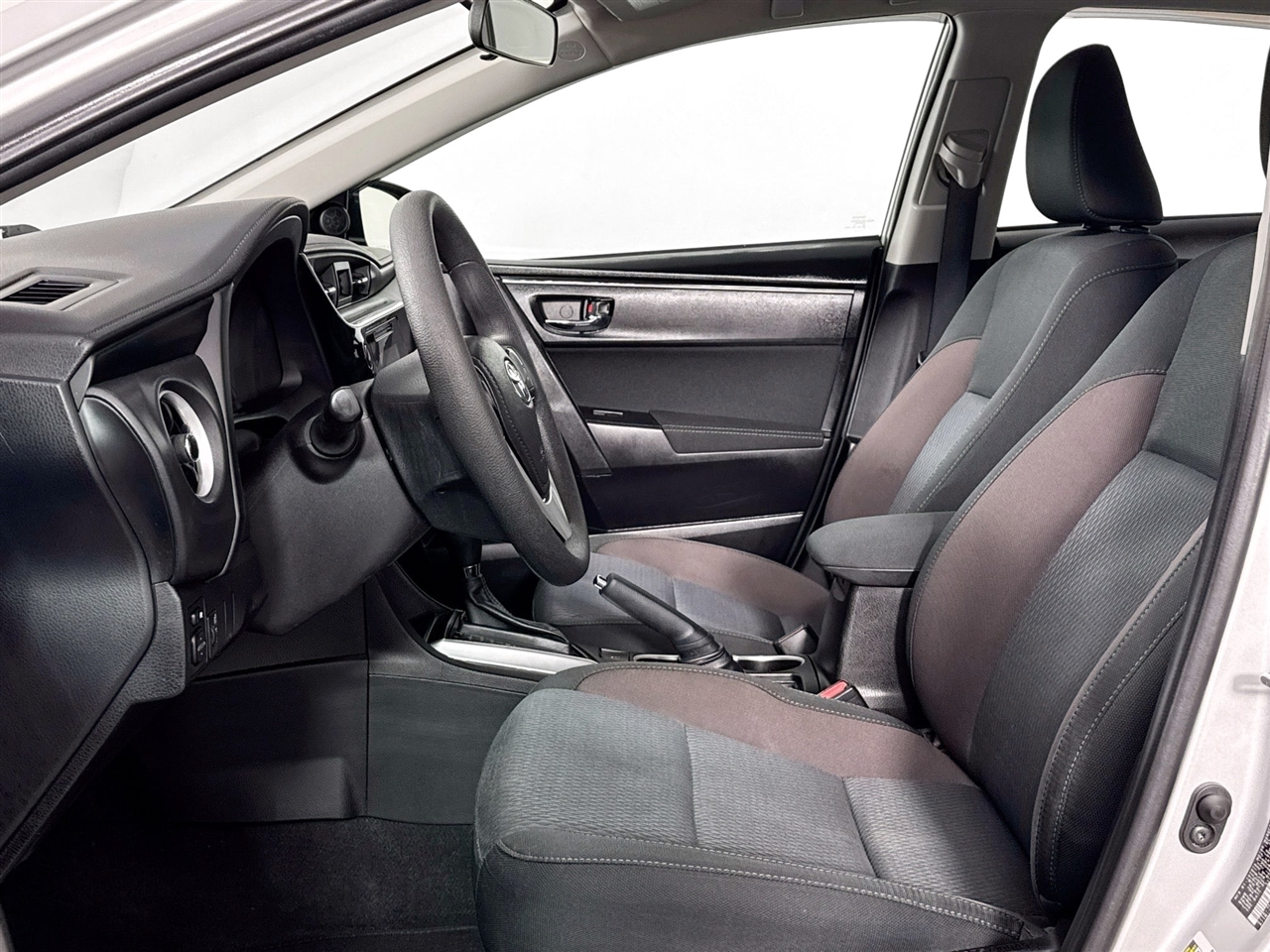 Toyota Corolla XLE CVT (Natl) 2019