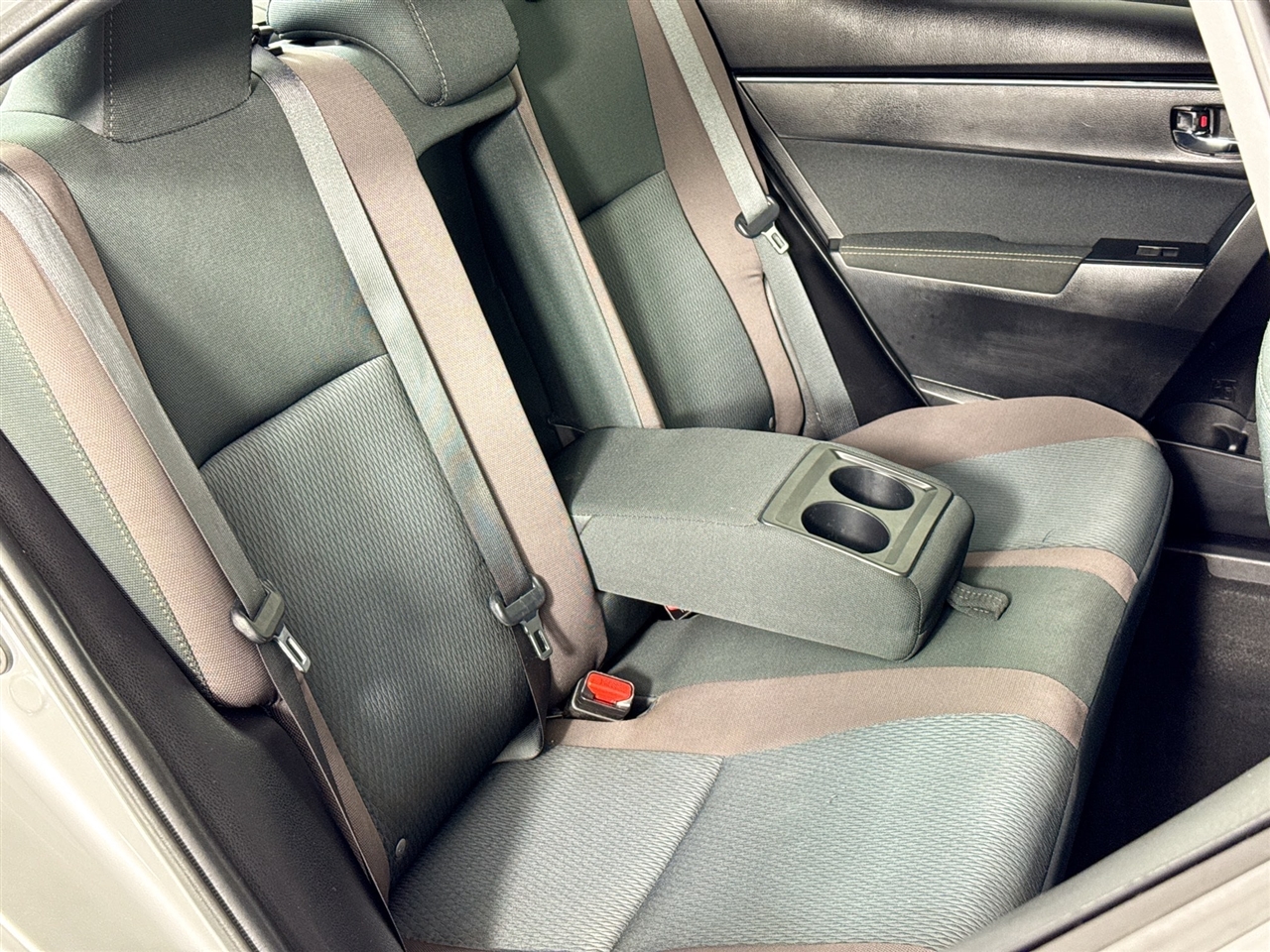 Toyota Corolla XLE CVT (Natl) 2019