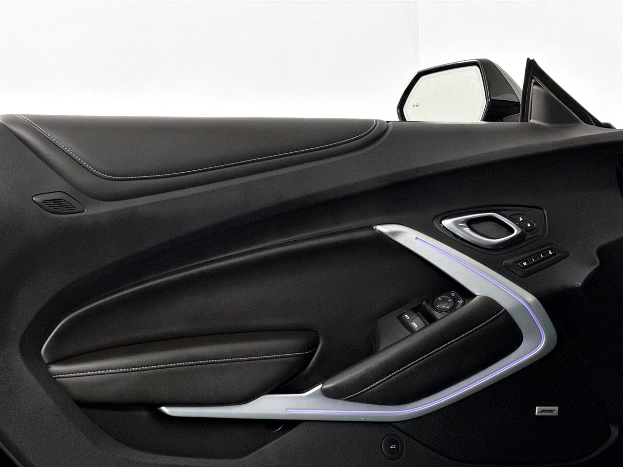 Chevrolet Camaro 2dr Cpe 2SS 2020