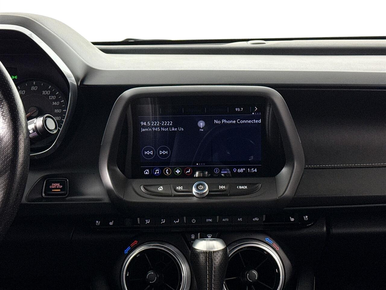 Chevrolet Camaro 2dr Cpe 2SS 2020