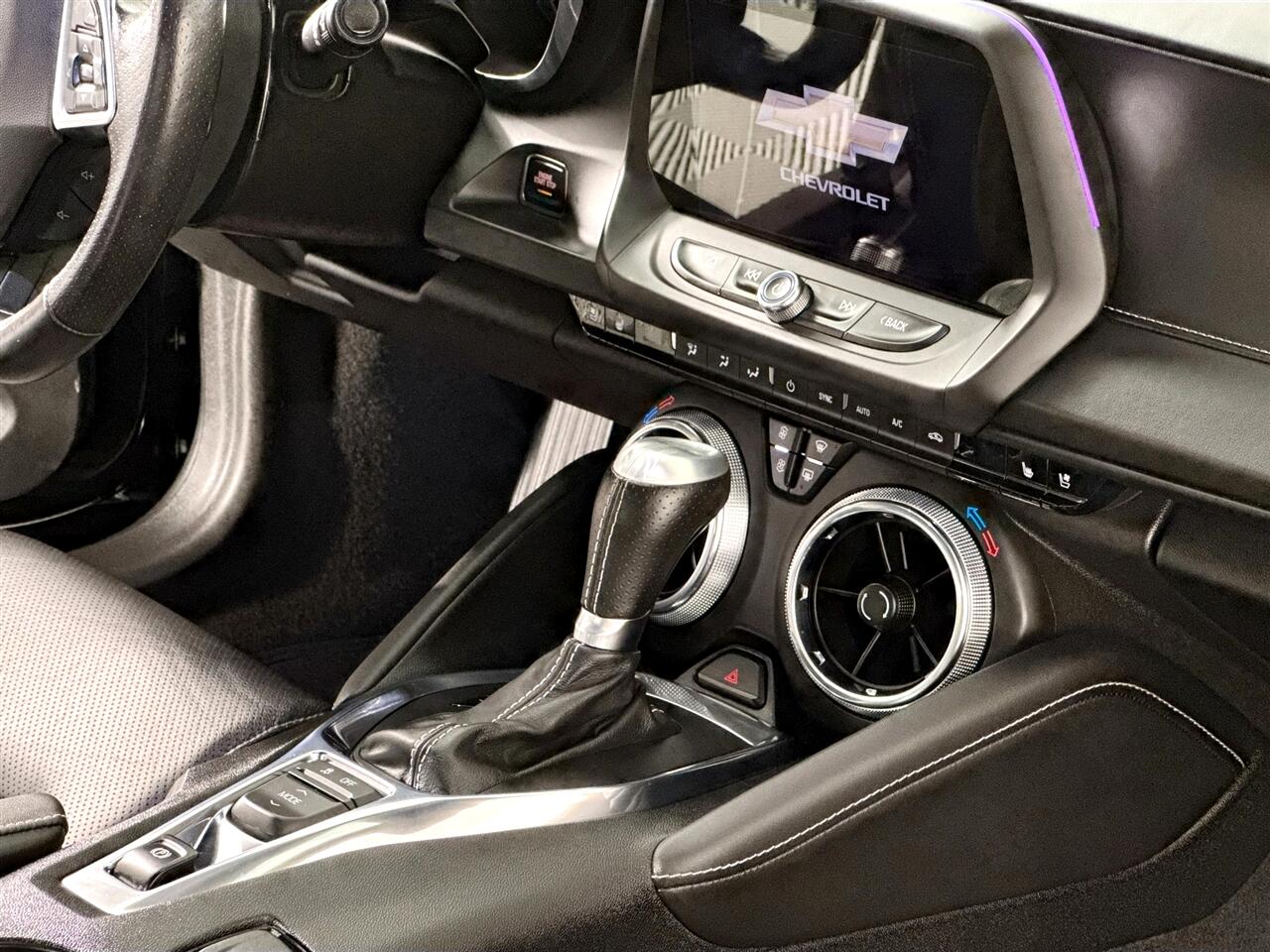 Chevrolet Camaro 2dr Cpe 2SS 2020