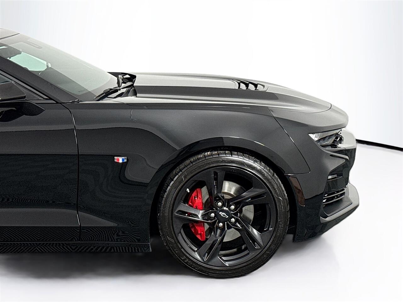 Chevrolet Camaro 2dr Cpe 2SS 2020