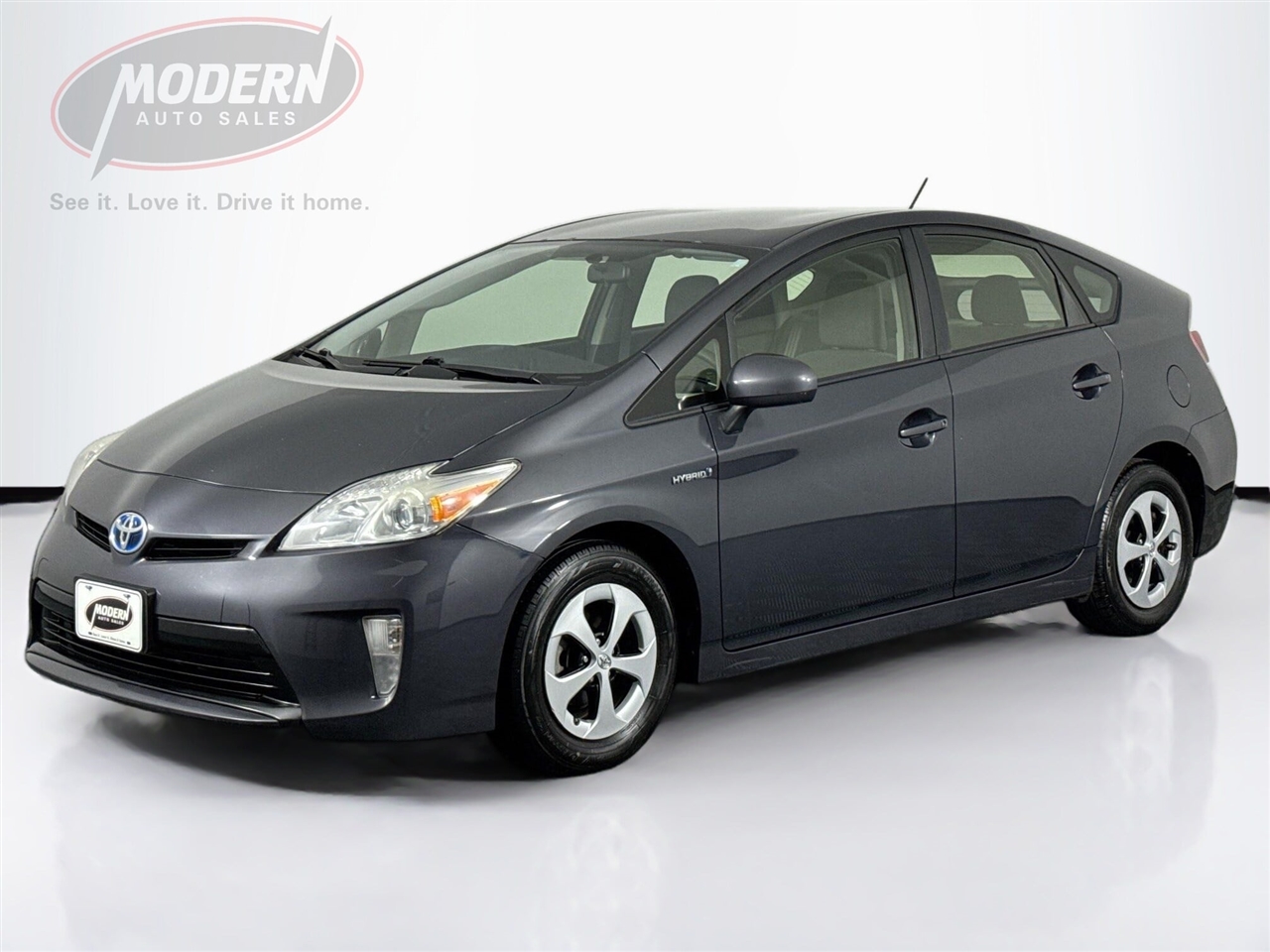 Toyota Prius 5dr HB Persona Series Special Edition (Natl) 2015