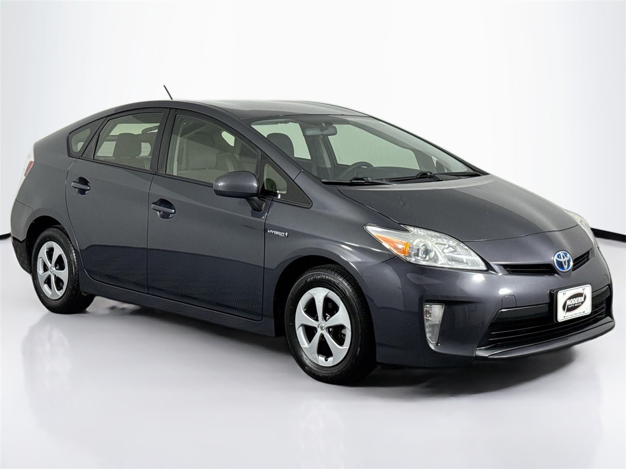 Toyota Prius 5dr HB Persona Series Special Edition (Natl) 2015
